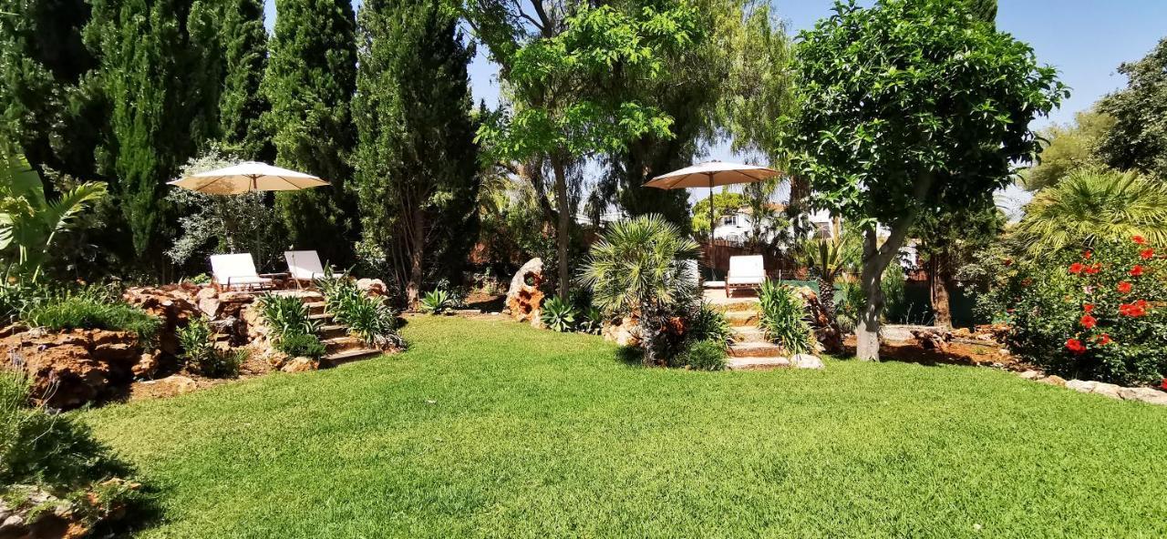 ألاورين ذي ر تورّي Roca Verde, Boutique Bed & Breakfast (Adults Only) المظهر الخارجي الصورة